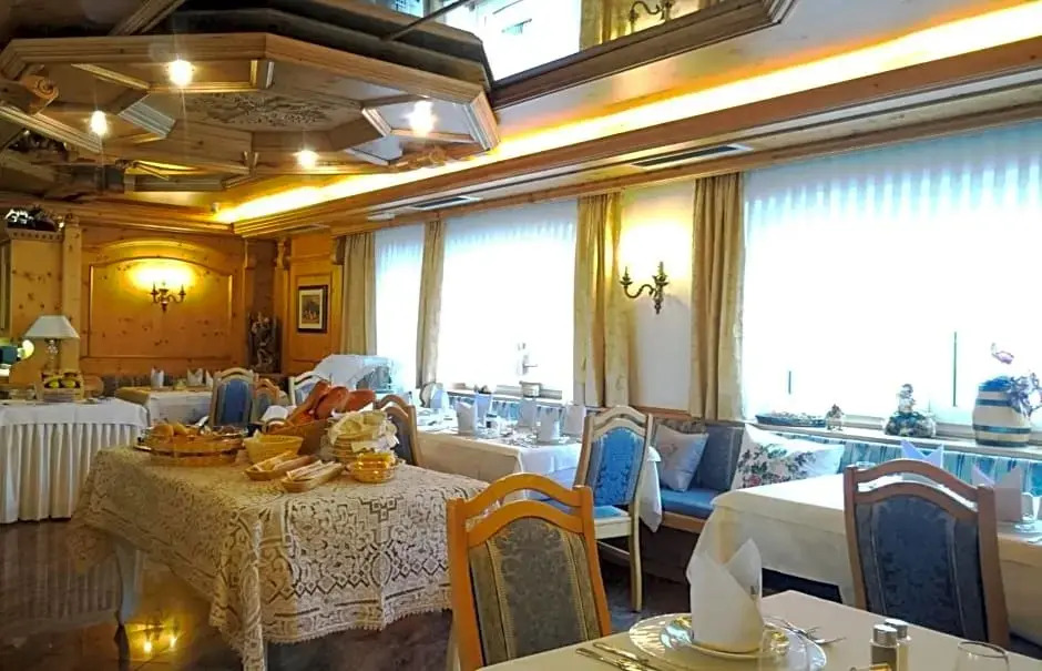 Hotel Serena