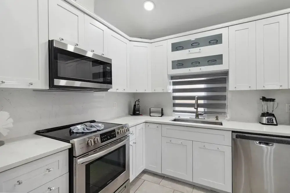 Fascinating Private Pool and Game-room, Near Disney!!