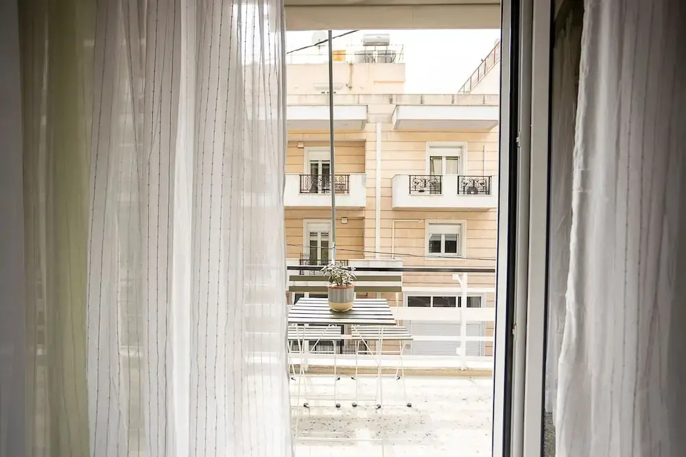 Spacious 2-bedroom Retreat in the Heart of Athens