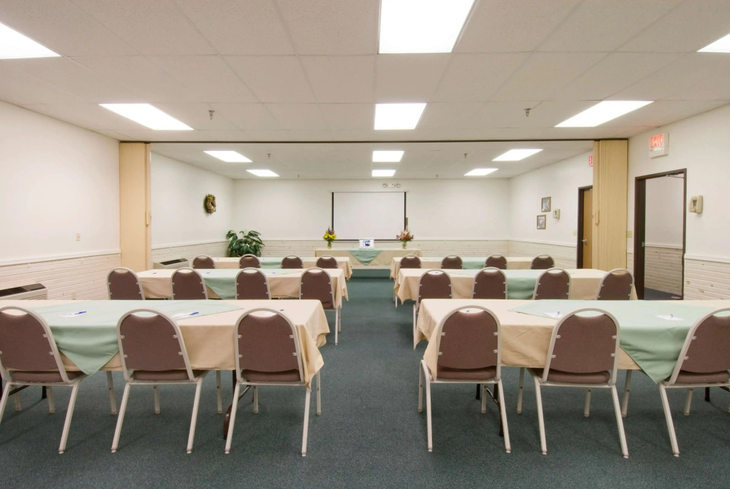 Americas Best Value Inn Torrington