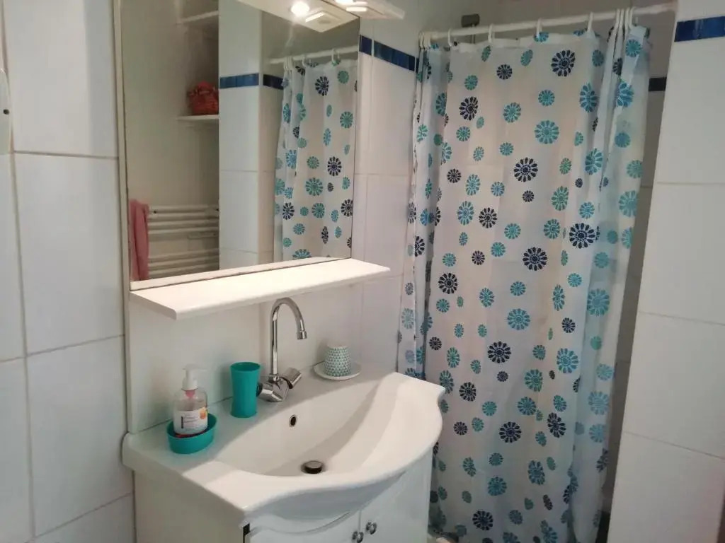 Studio en rez de jardin narbonne