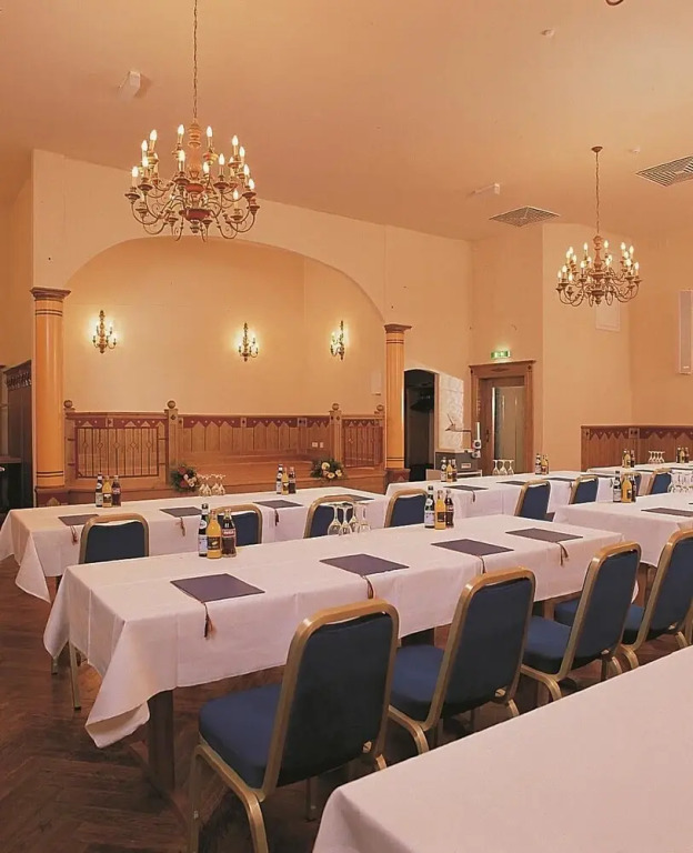 Hotel Erbgericht Buntes Haus