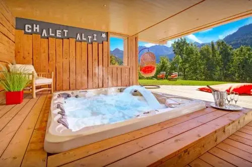 Chalet Alti - OVO Network