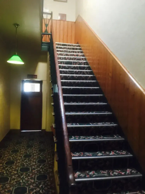 Ross Hotel