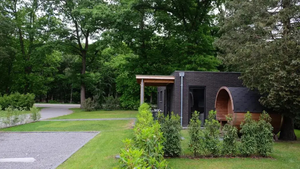 The White Oak - Luxe 4 persoons bungalow met prive sauna