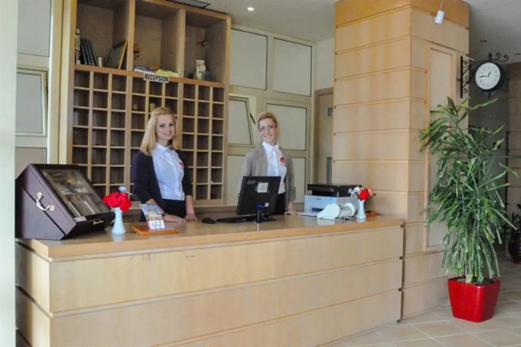 Rapos Resort Hotel