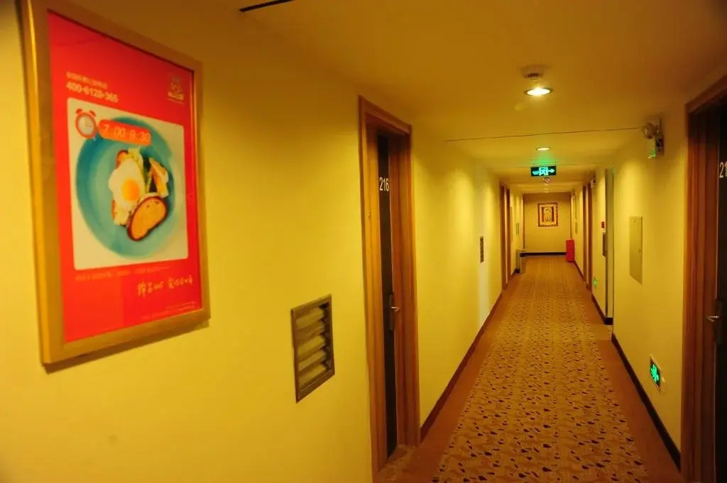 Eaka 365 Hotel Cangzhou Huanghelou Branch