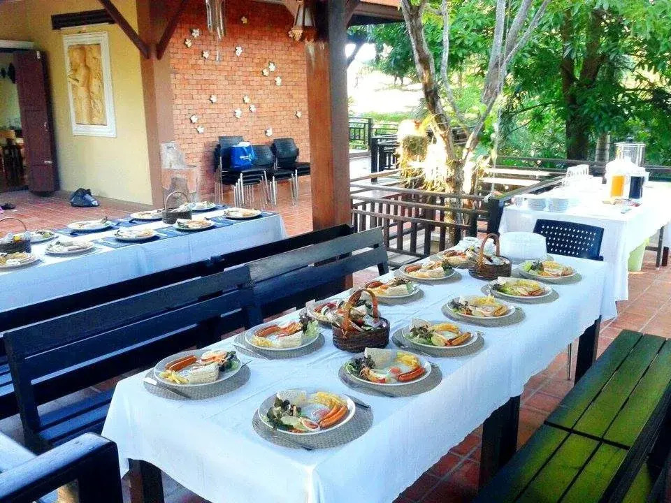 Payavee Vinery Resort