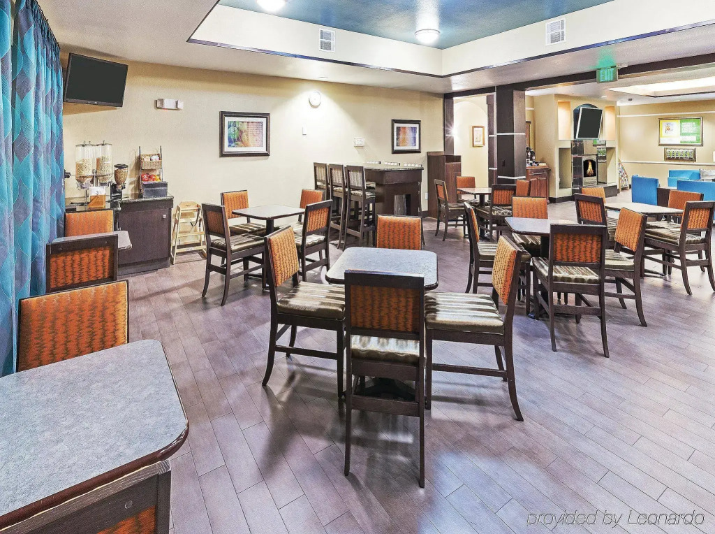 Red Lion Inn & Suites HOU Airport Road