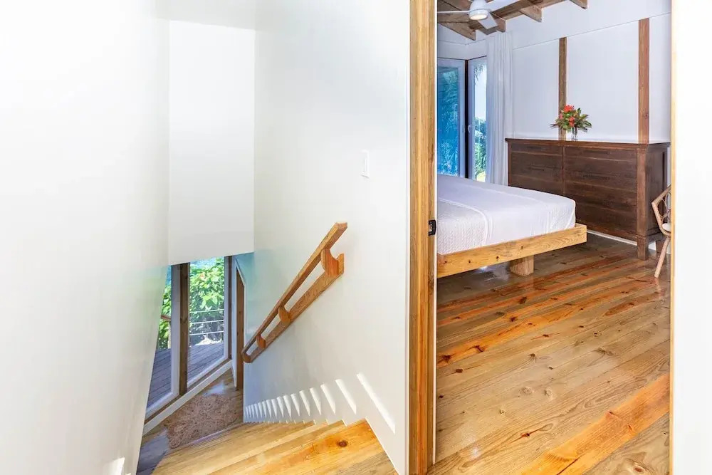 Wow! Views and more, fantastic 2 bedroom in West End - Villa Agua apts