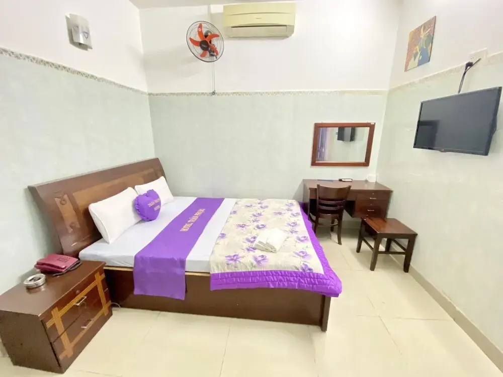 TRAN PHUNG HOTEL