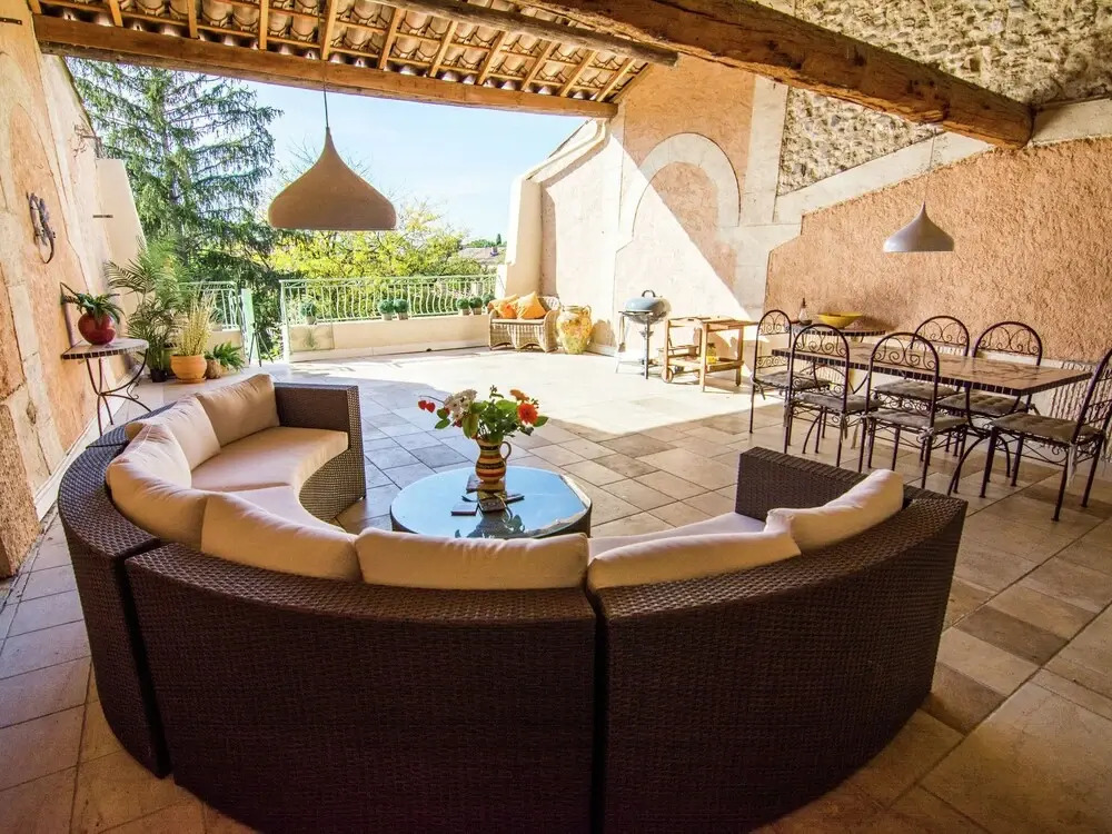 Historical Villa in Thezan-les-Beziers with Garden
