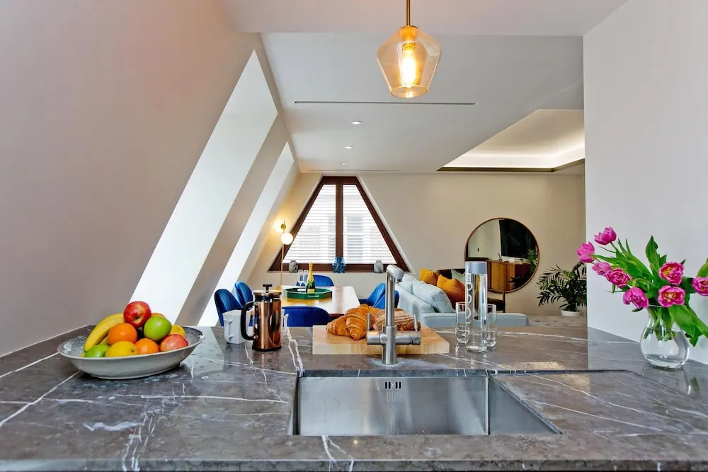 2-bed Superior Apt 416