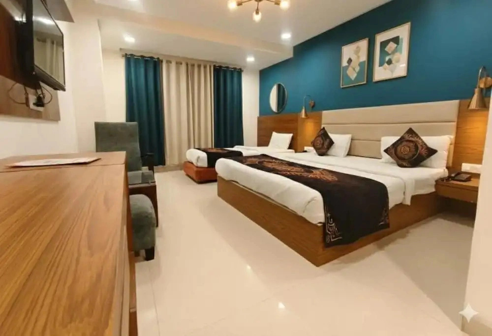Hotel Grand Suites -Delhi Airport