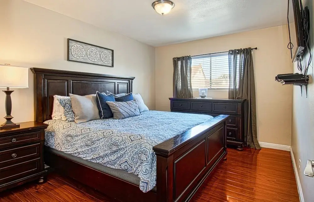 Babes in Toyland - 3 Br Home