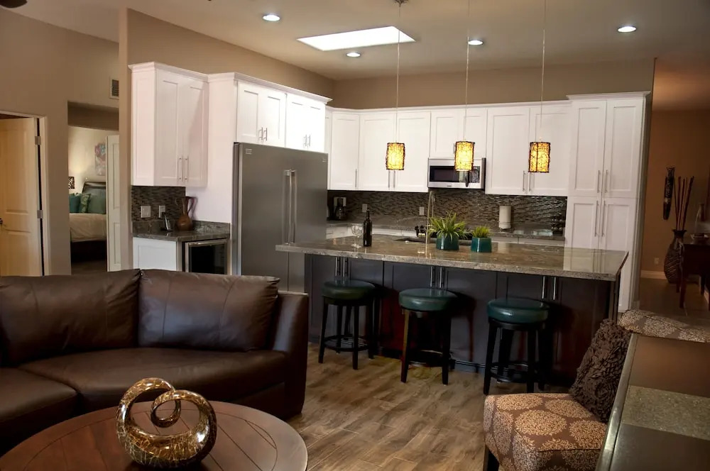 Casa Saguaro 4 Bedroom Home by RedAwning