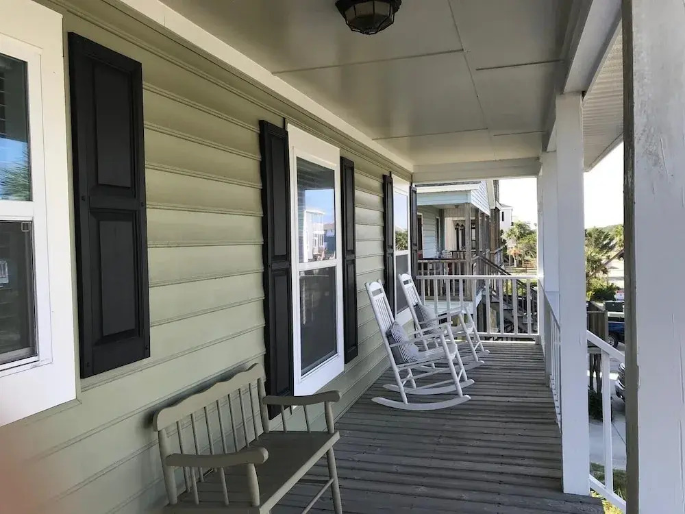 Holland - 4 Br Home