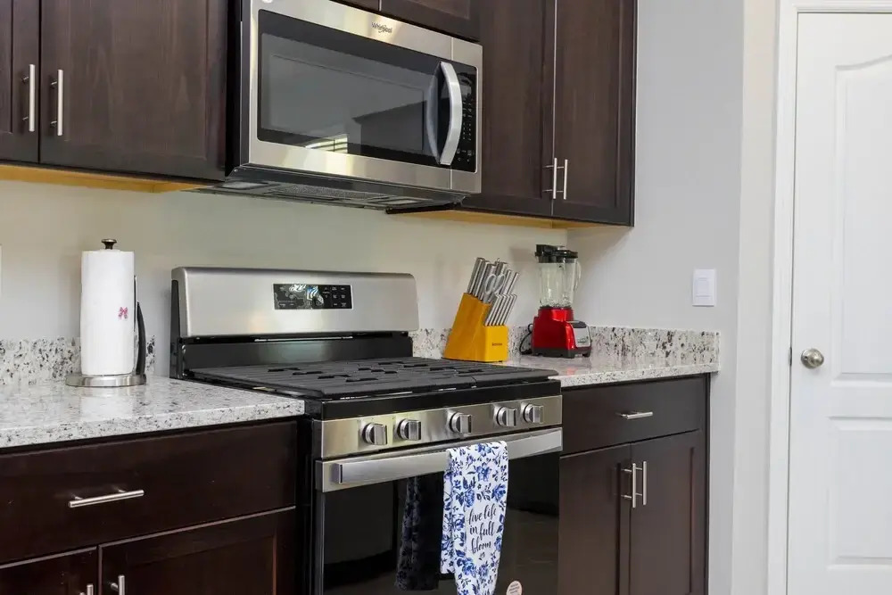 7877 Solterra Resort 6Bd 12G 130610