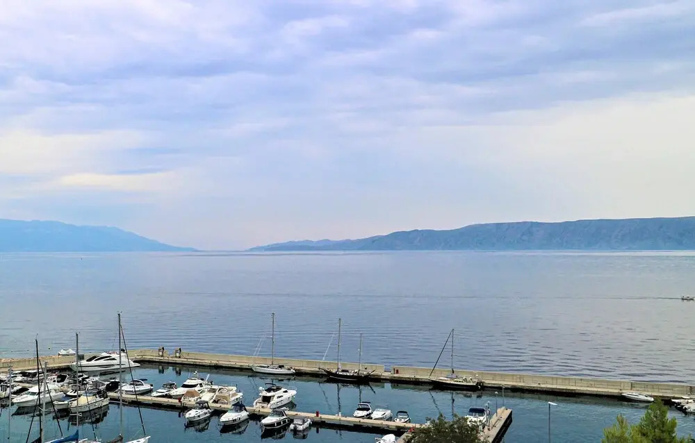 Amazing Apartment in Novi Vinodolski With 2 Bedrooms and Wifi