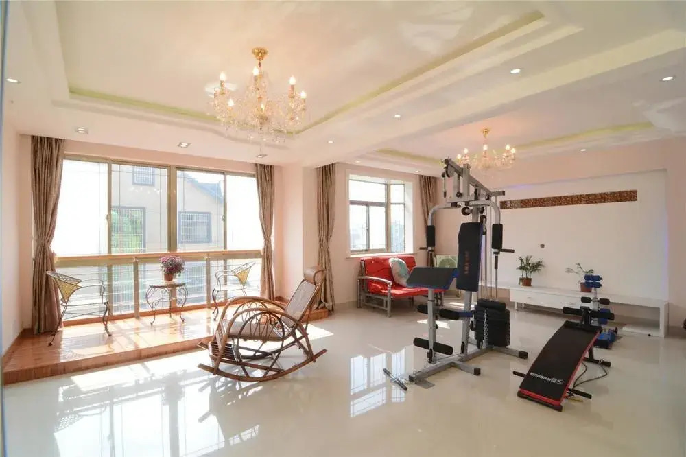 Xinyi Inn