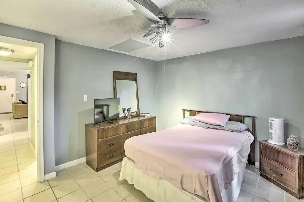Lush, Serene Townhome ~ 3 Mi From FSU Campus