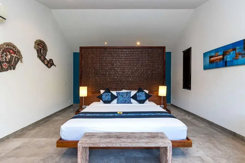 Bali Villa Near the Beach, 2080