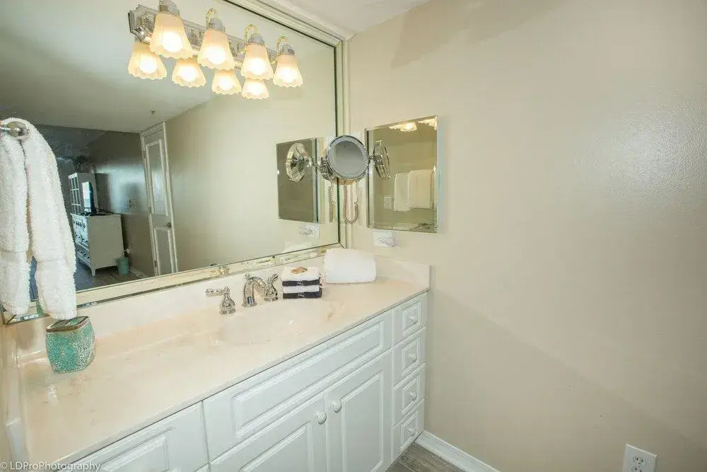 Destin Towers 61 2 Bedroom Condo by RedAwning