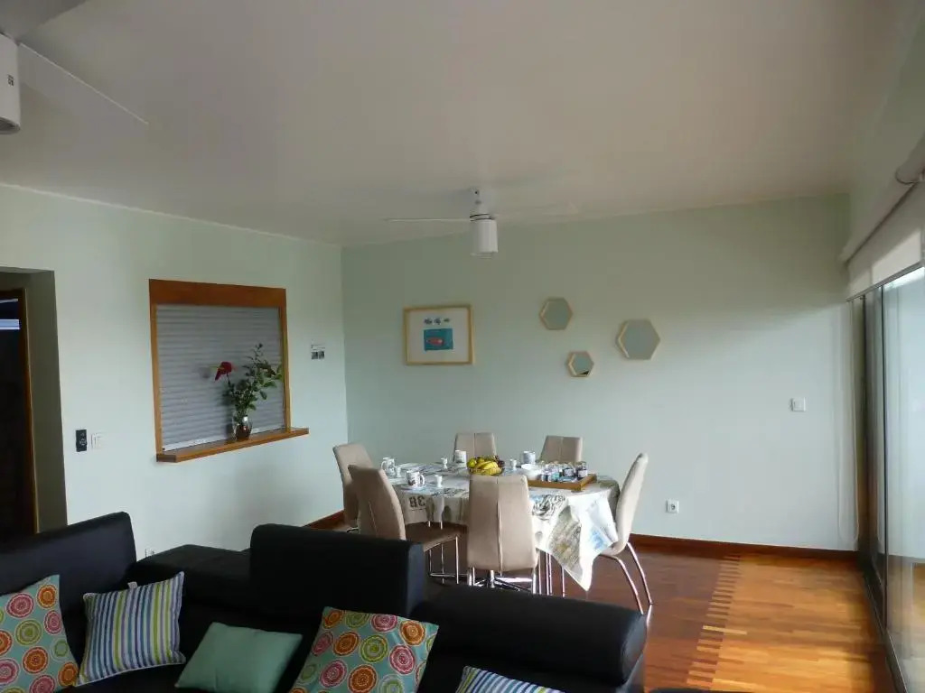 Shearwaternest 2 Apartment