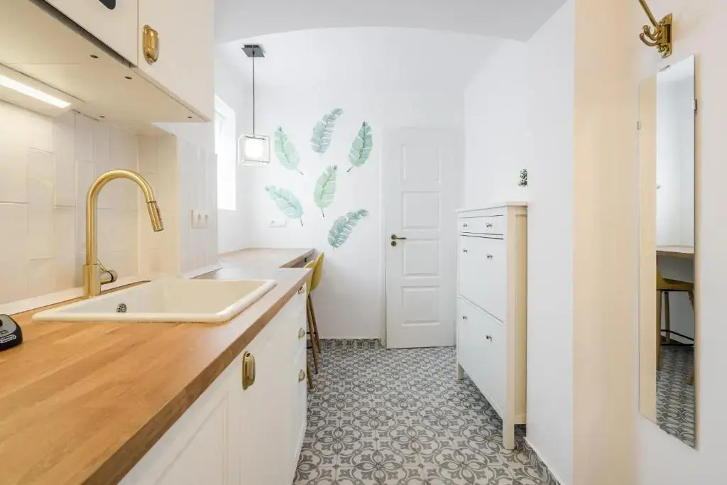 BpR UNIQUE Studio Home with A/C