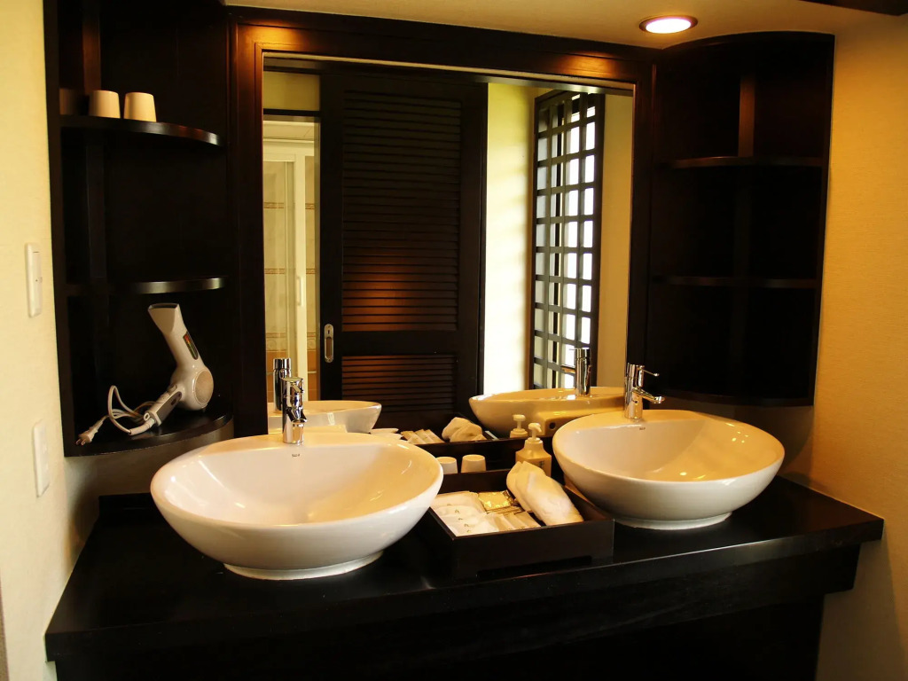 Okuma Private Beach & Resort