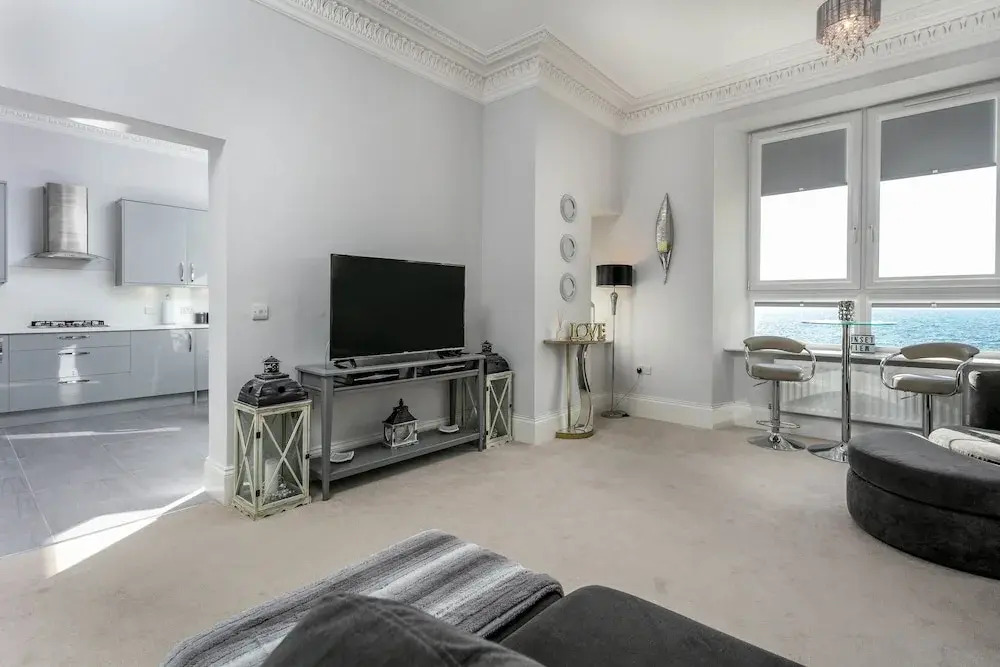Coastal Retreat - Donnini Apartments
