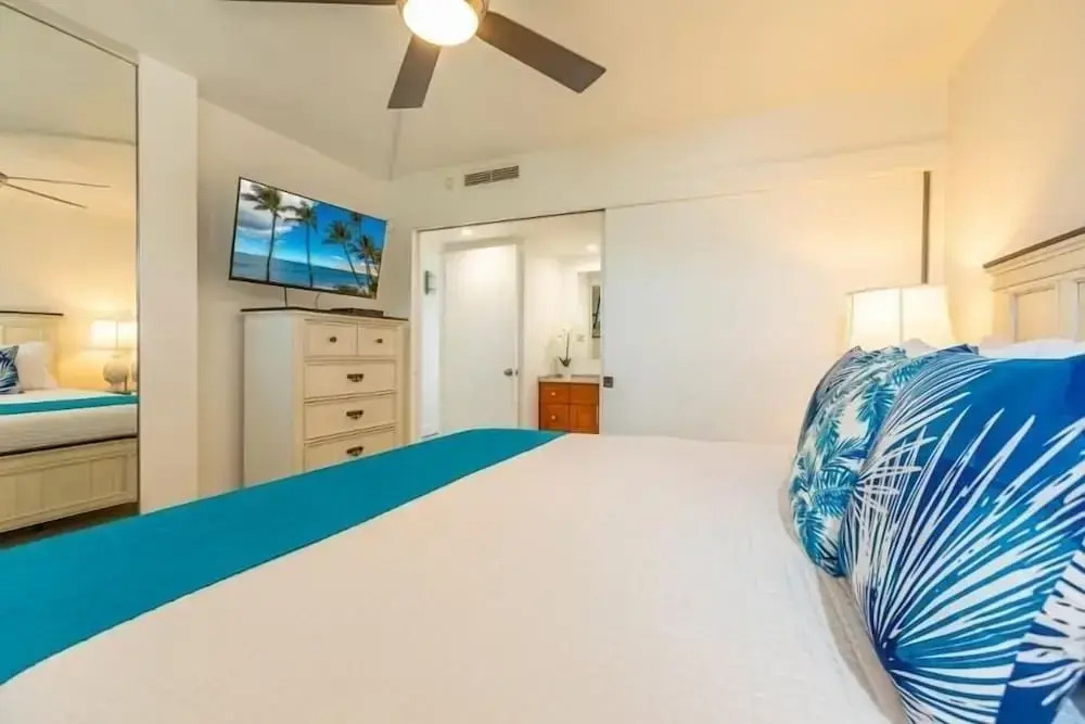 Sugar Beach Resort, #235 1 Bedroom Condo by RedAwning