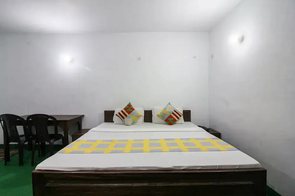 OYO 18758 Home Spacious Cottage Naini Lake