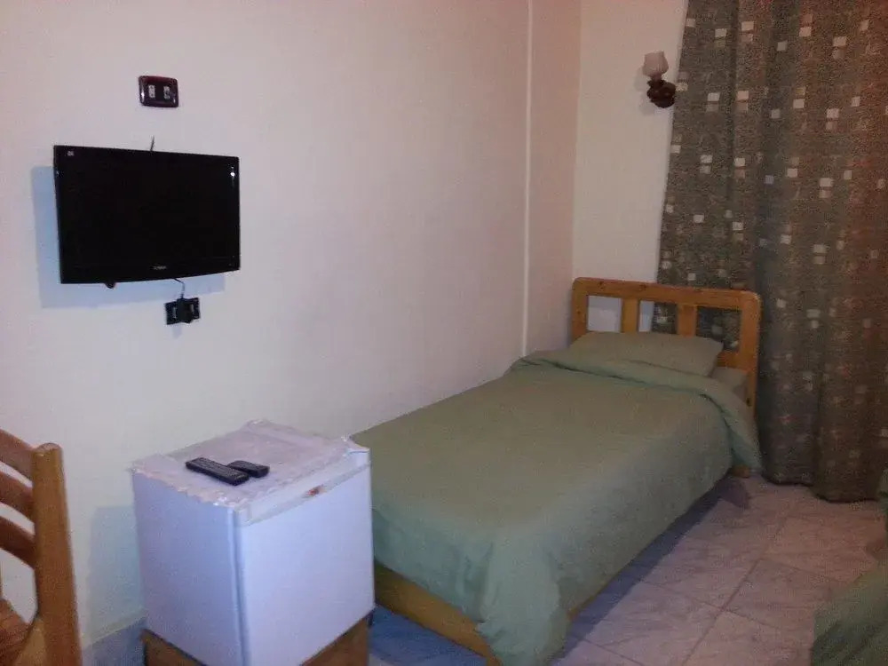 May Fair Hotel