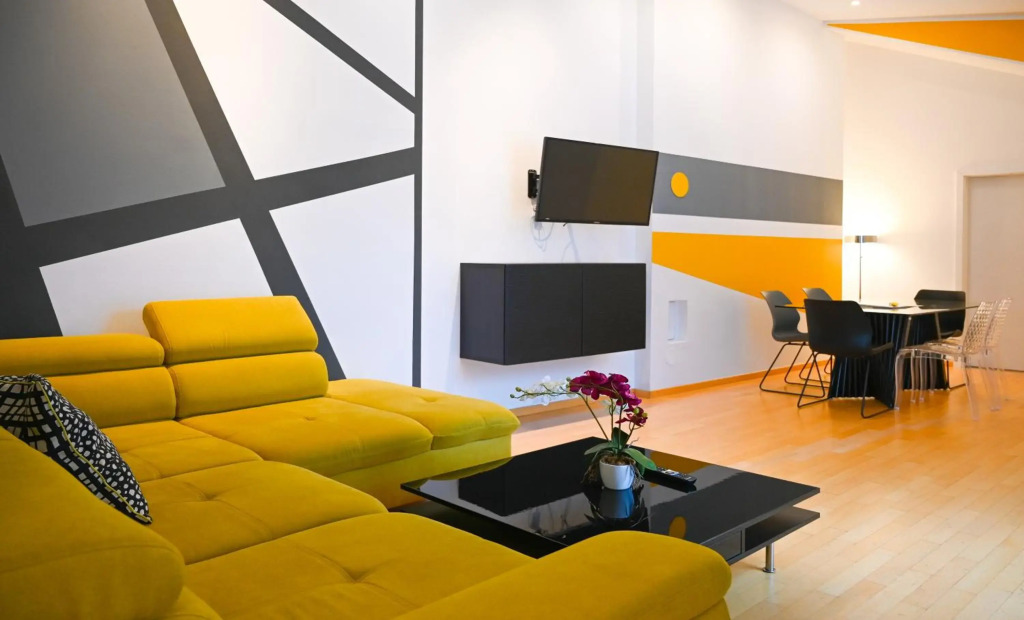 Modern Suite City Center