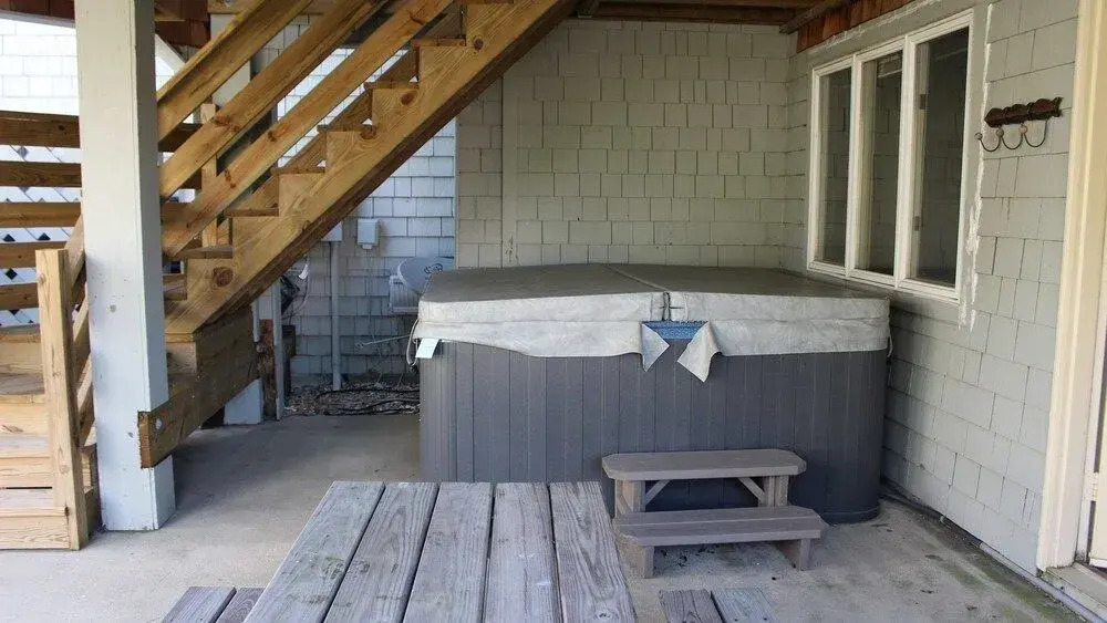 Hogan - 4 Br Home