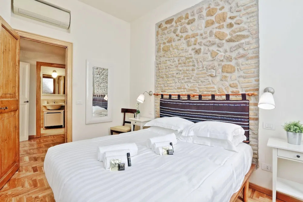Апартаменты Spagna Charme - My Extra Home