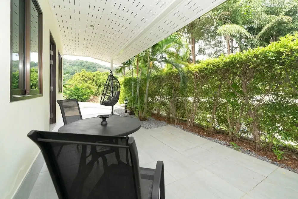 NaiHarn Private Oxavia Garden Bungalows