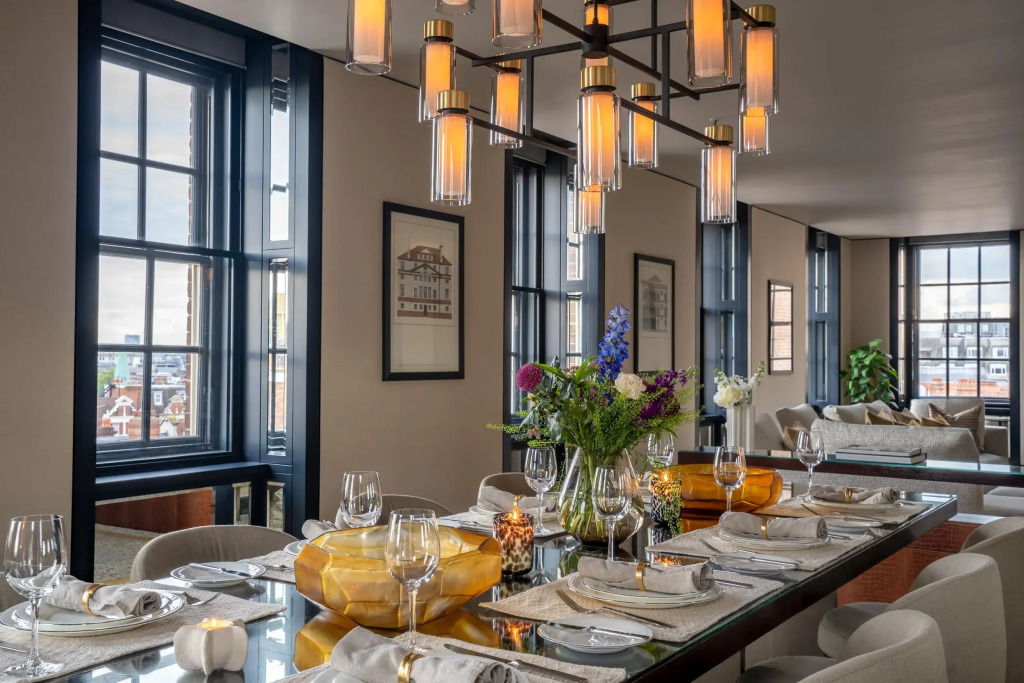 Grosvenor House Suites