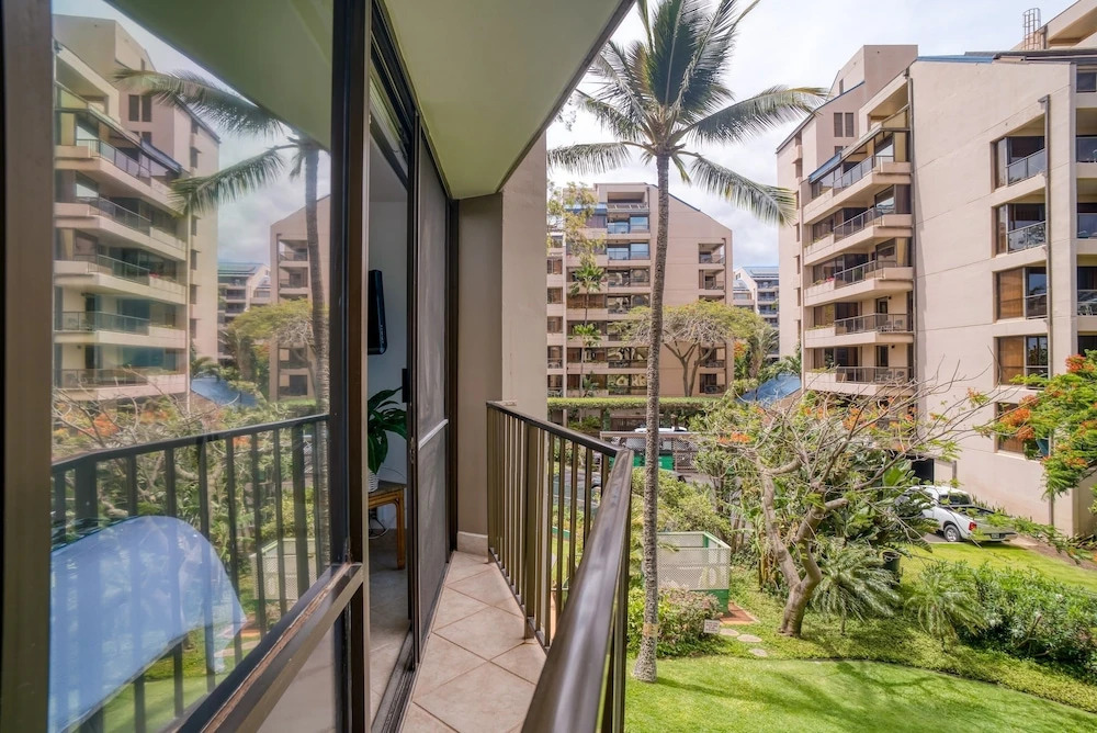 Valley Isle 301 1 Bedroom Condo, Lahaina