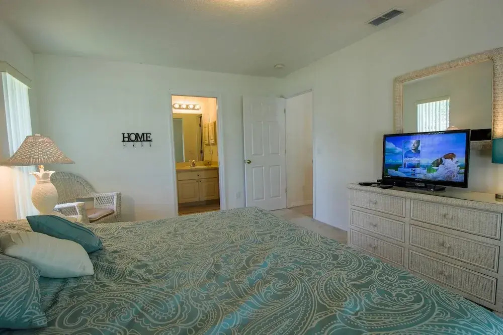 North Foxrun Terrace  1512 2 Bedroom Villa by RedAwning