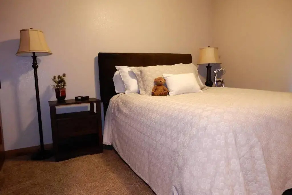 #211 1br Condo across from Park City Resort