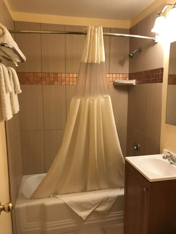 Signature Inn Medford Downtown
