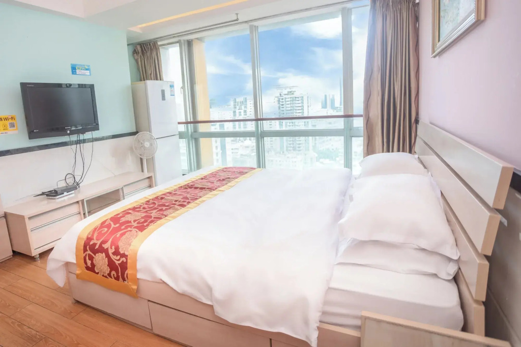 Sunny Private Apt Of Grand Continental
