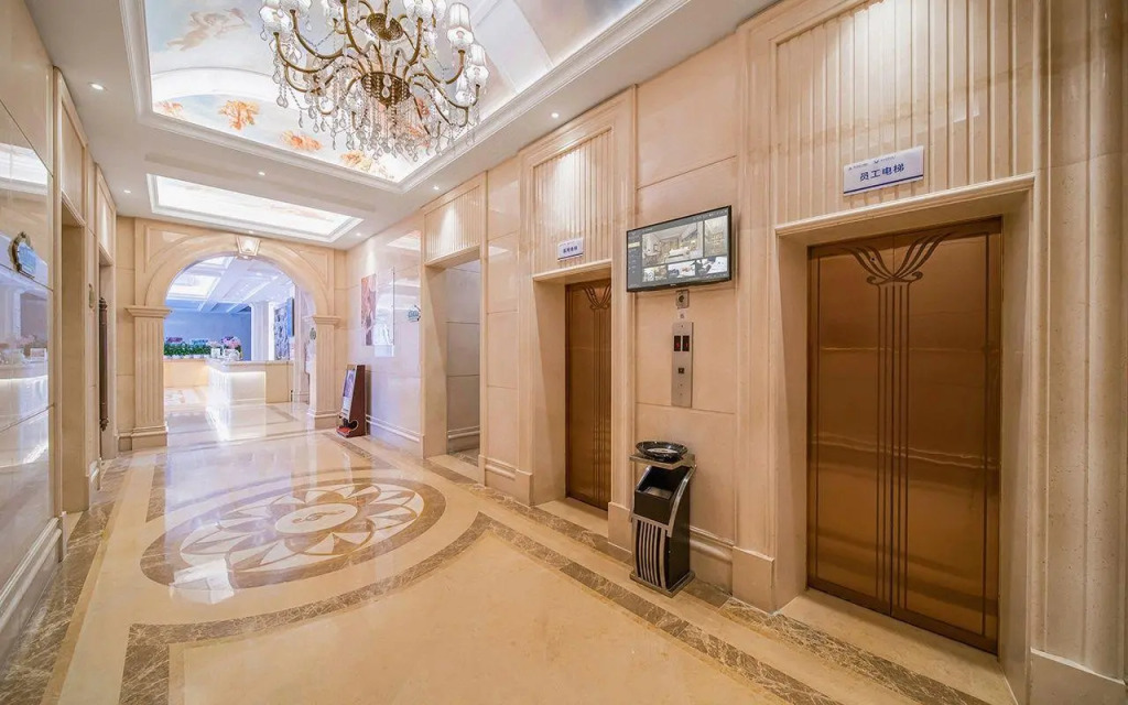 Vienna International Hotel Shenzhen Longhua Center