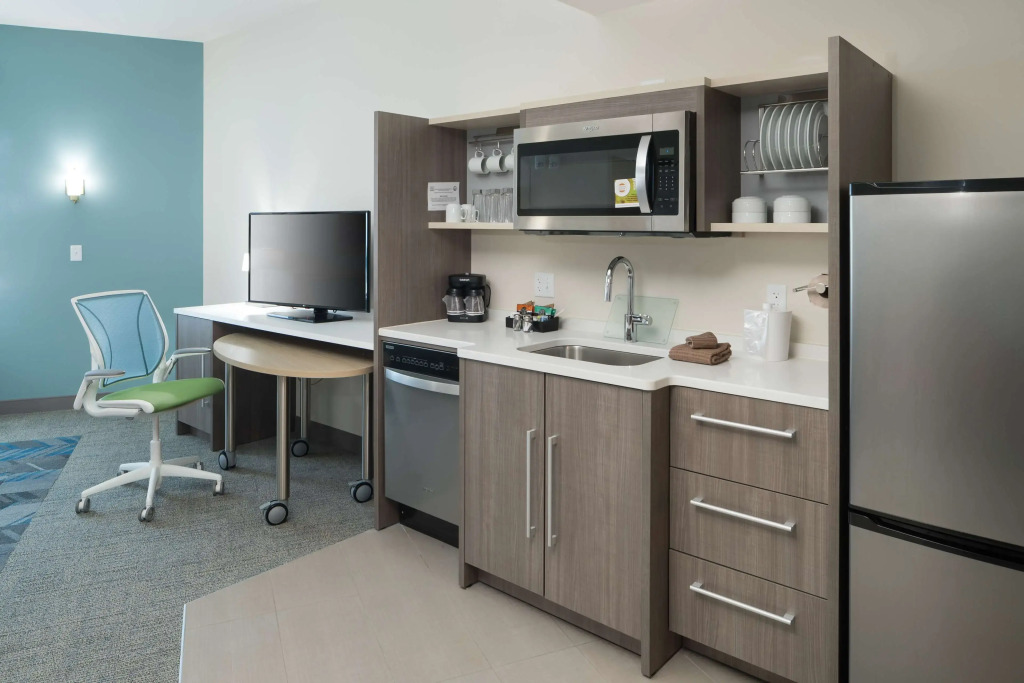 Home2 Suites By Hilton Cape Canaveral Cruise Port