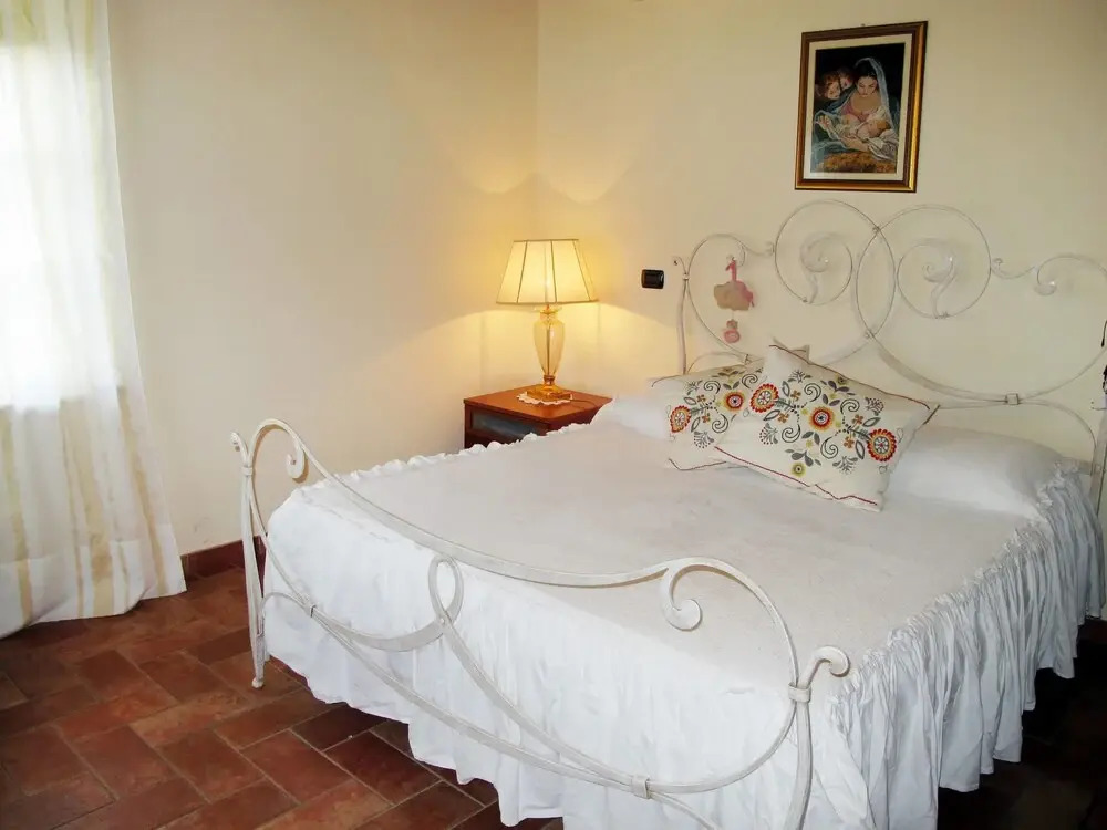 Sara Gello in Gello With 3 Bedrooms and 3 Bathrooms