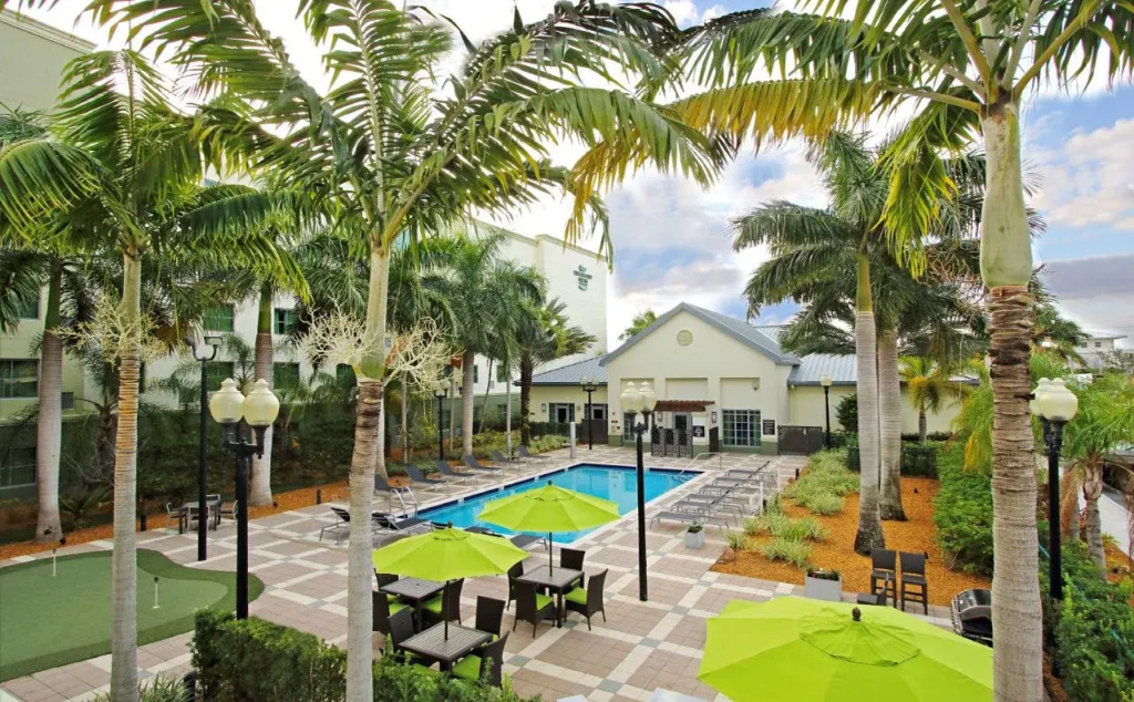 Homewood Suites by Hilton Fort Lauderdale Airport-Cruise Port