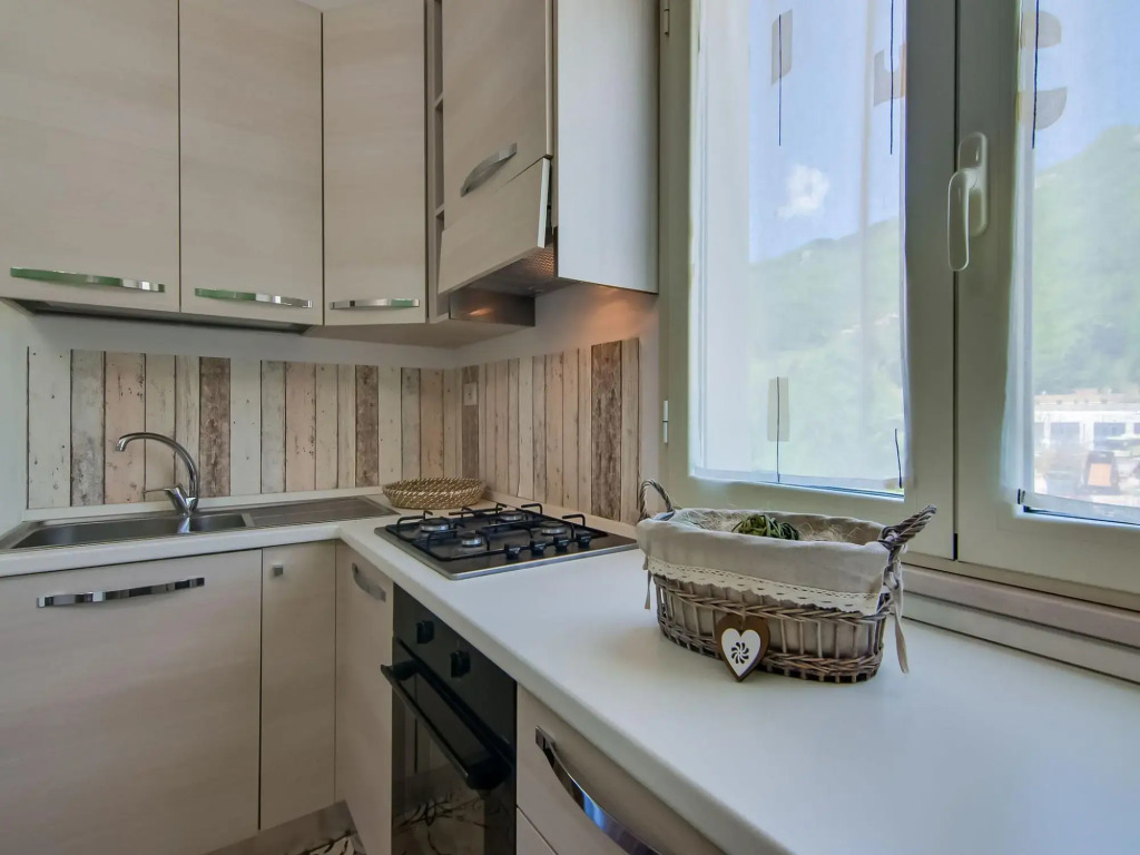 Pretty holiday home in Borgo Pace with a terrace and bbq