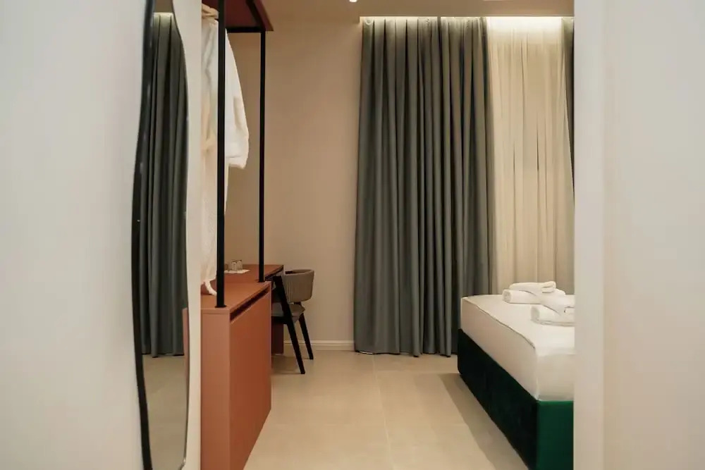 Diamar Suites